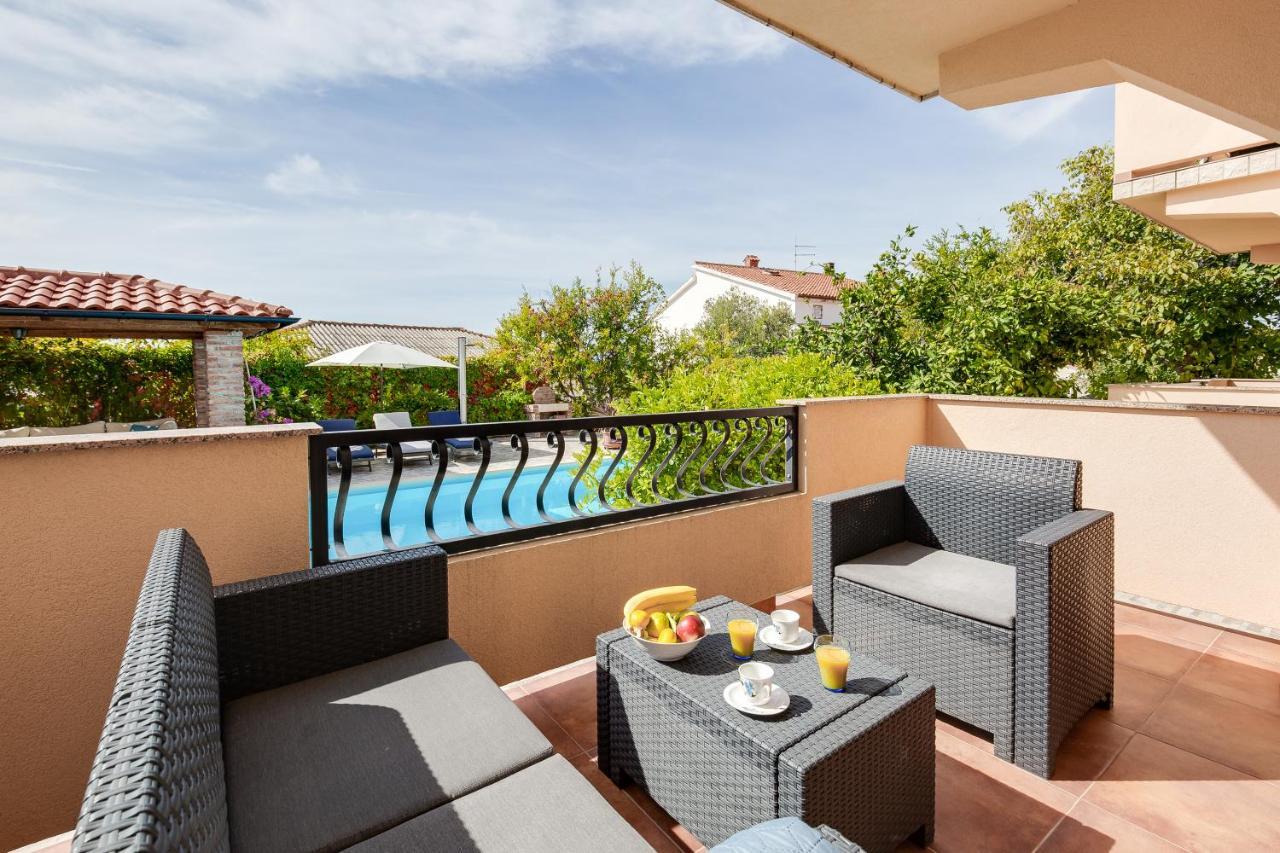 Juric Apartments-Rab Palit エクステリア 写真