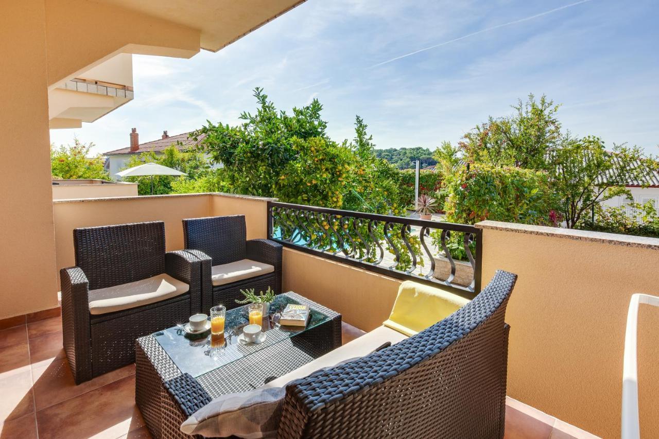 Juric Apartments-Rab Palit エクステリア 写真