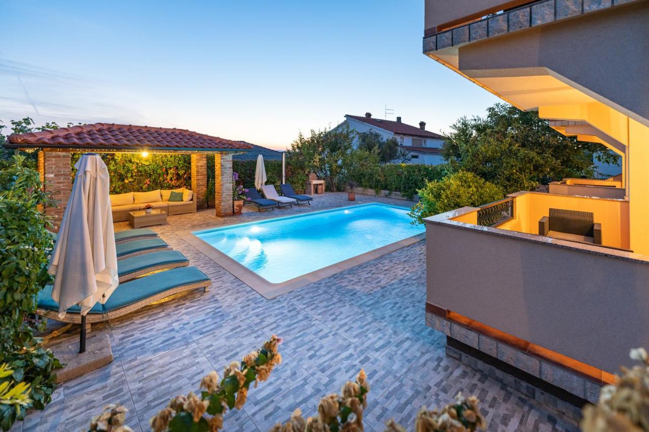 Juric Apartments-Rab Palit エクステリア 写真