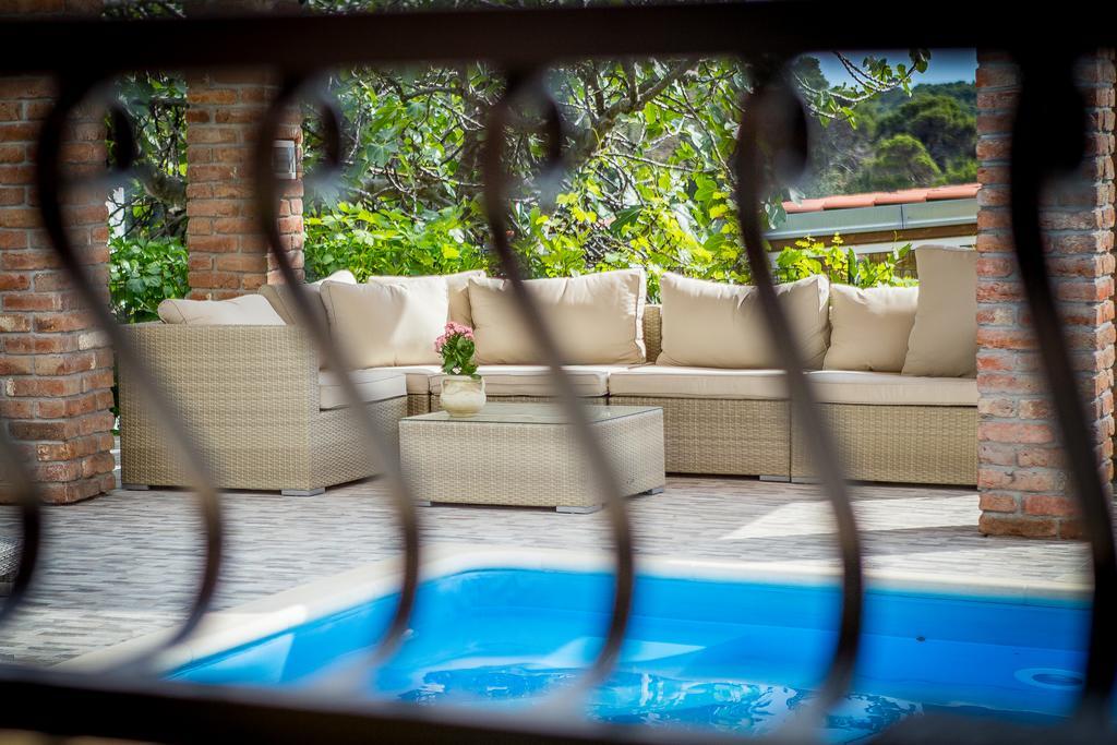 Juric Apartments-Rab Palit エクステリア 写真