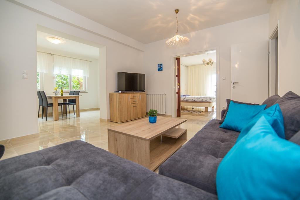 Juric Apartments-Rab Palit エクステリア 写真