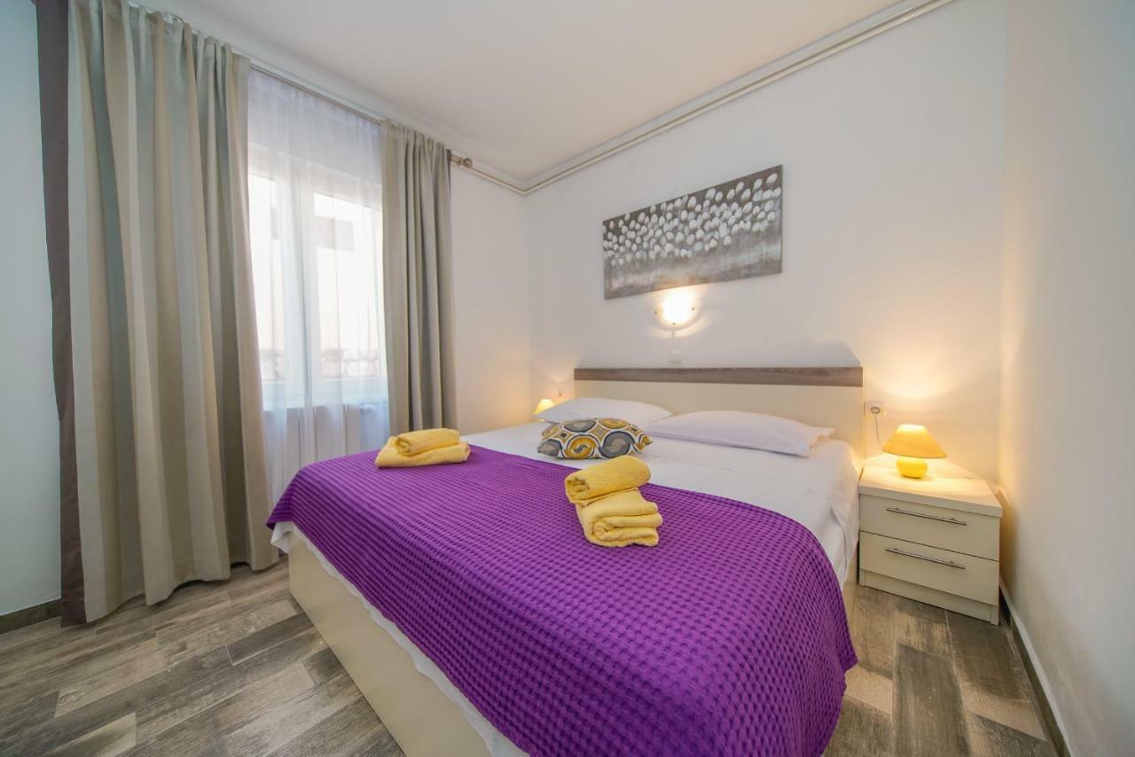 Juric Apartments-Rab Palit エクステリア 写真