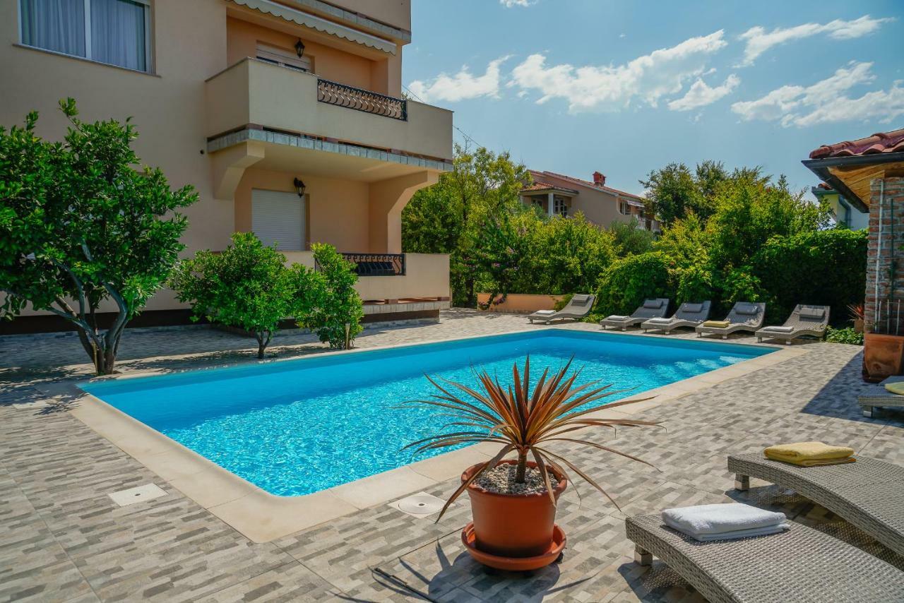 Juric Apartments-Rab Palit エクステリア 写真